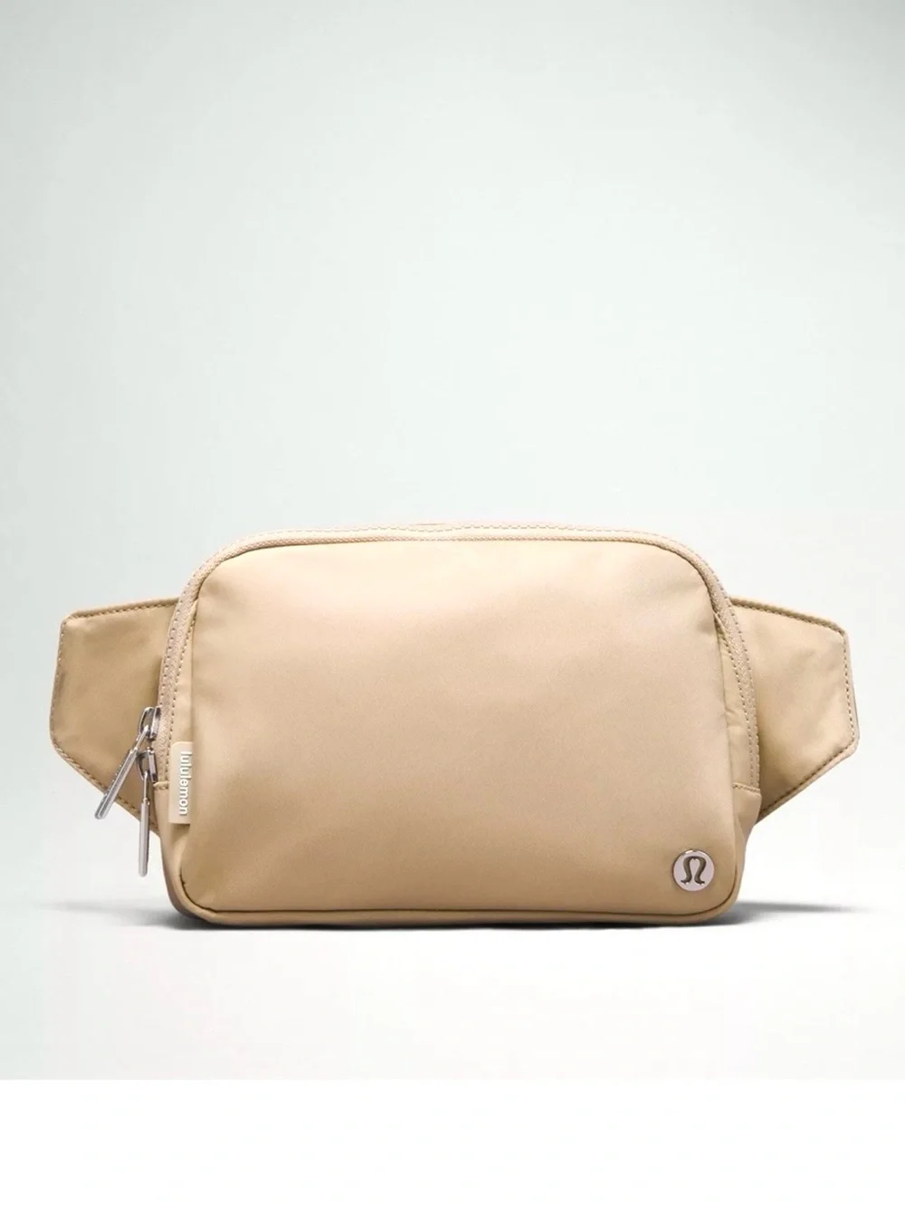 NWT Lululemon Everywhere Belt Bag 2 L Large Version in Trench (TRNH) Tan